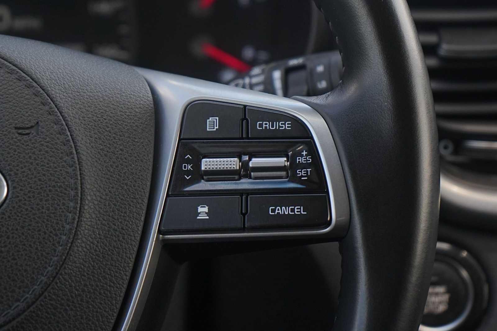 Used 2019 Kia Sorento EX image 18