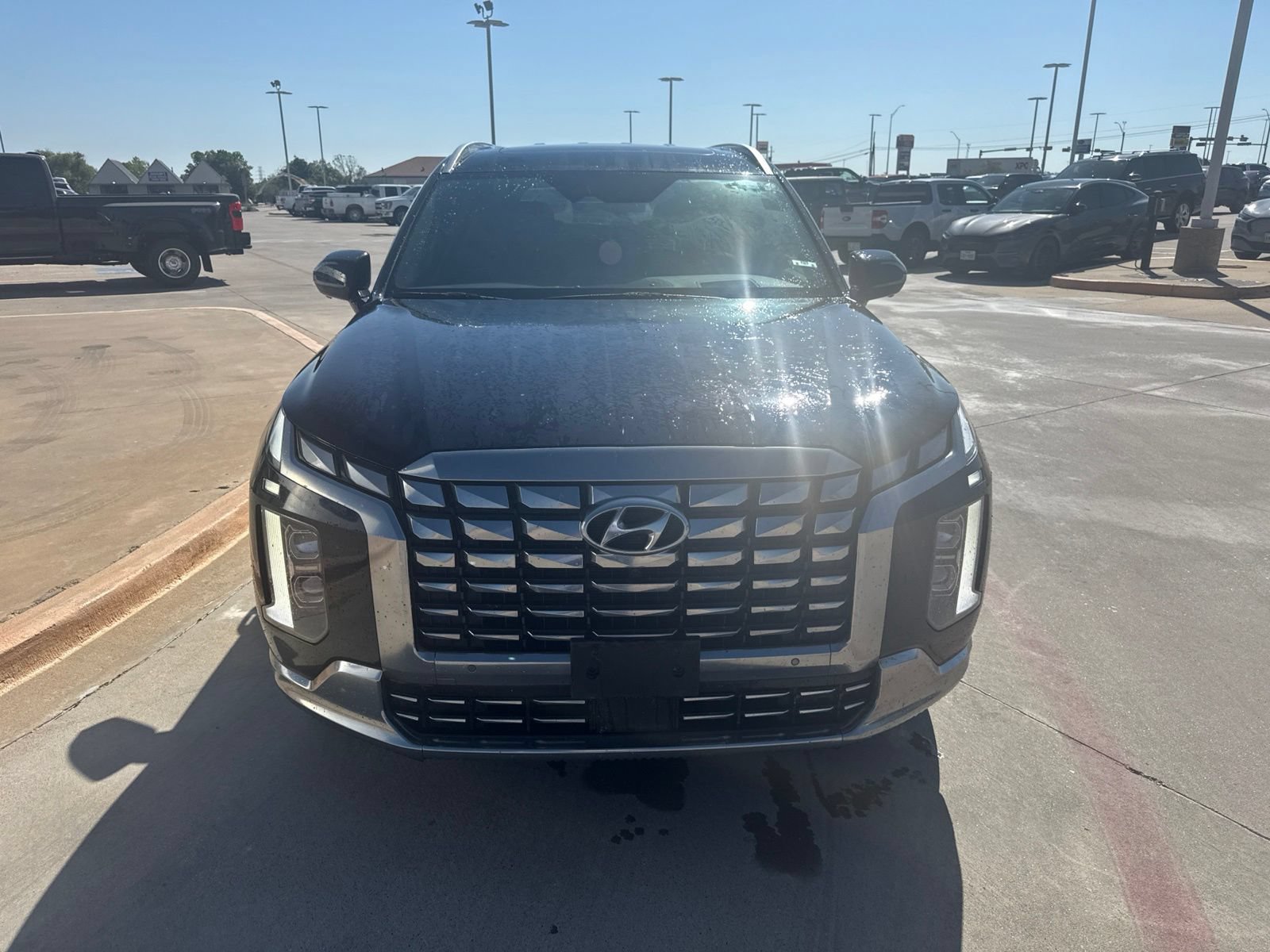 Used 2024 Hyundai Palisade Calligraphy FWD video 2
