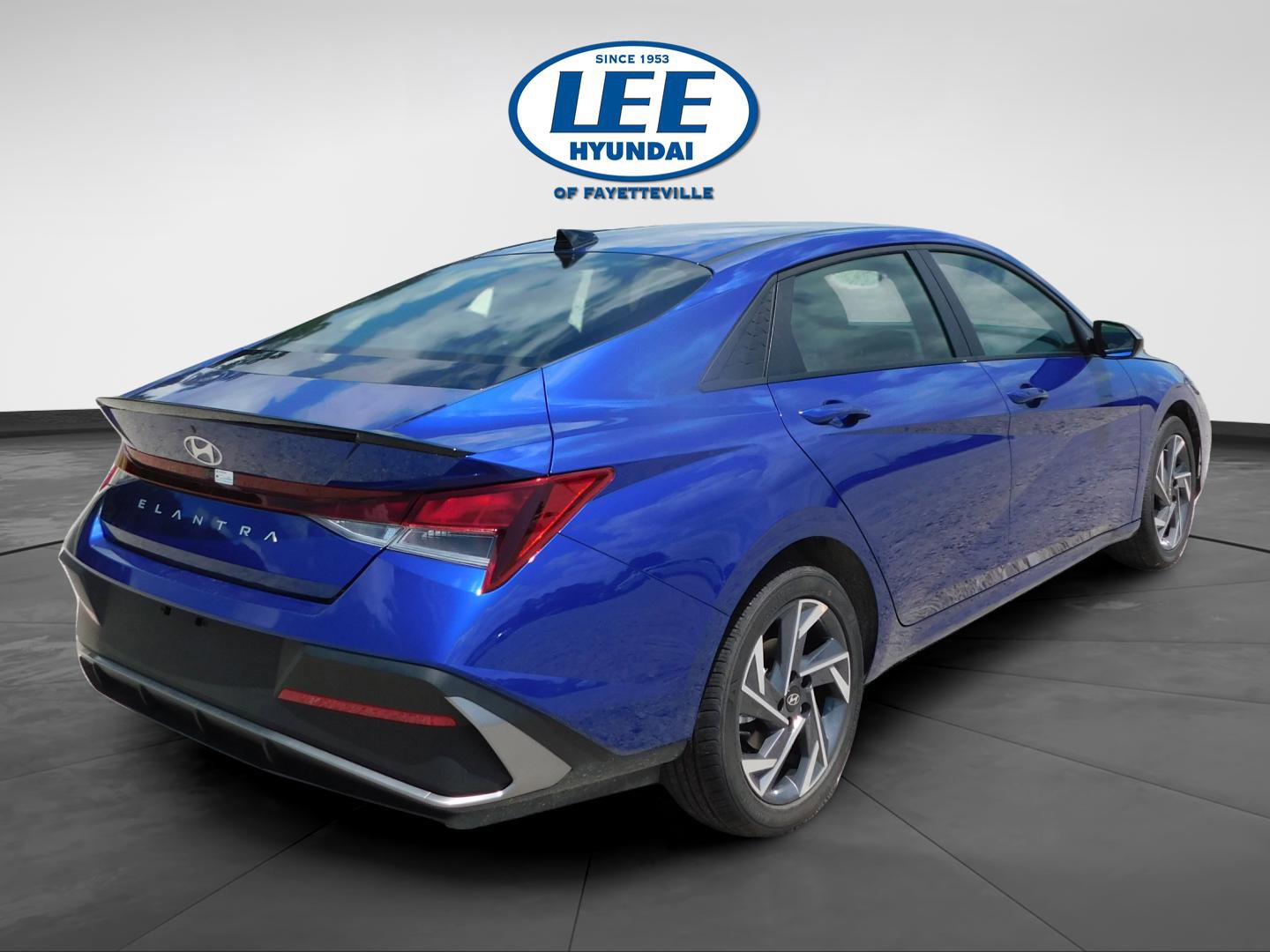 Certified 2025 Hyundai Elantra Sport image 3