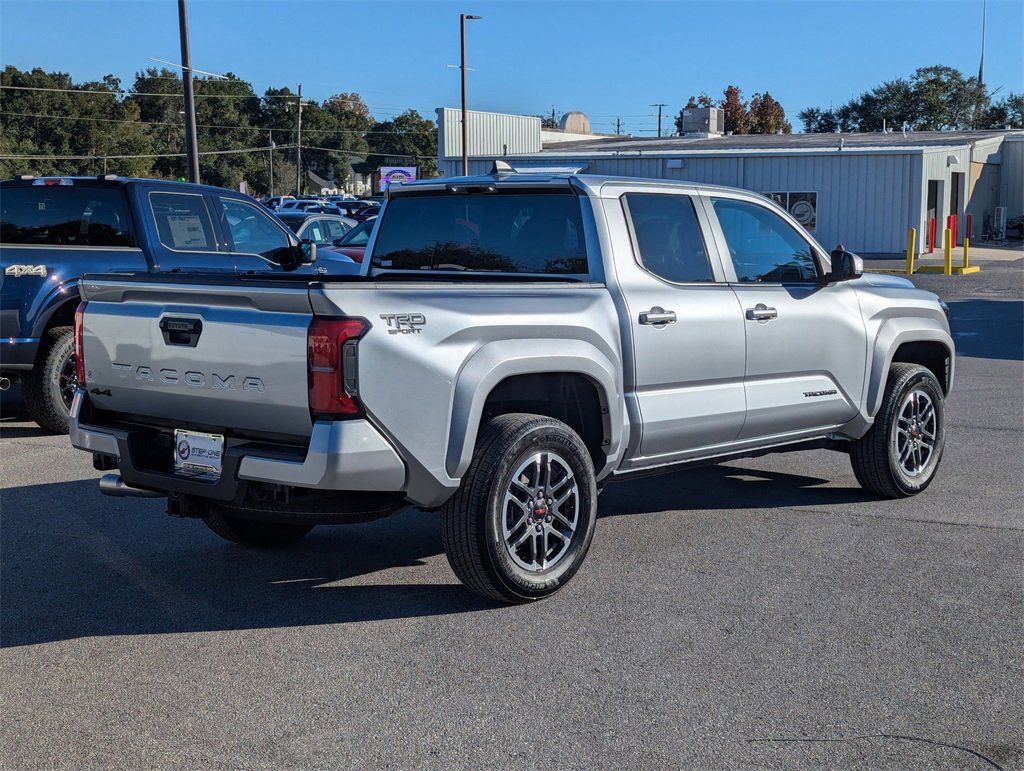 Used 2024 Toyota Tacoma TRD Sport image 5
