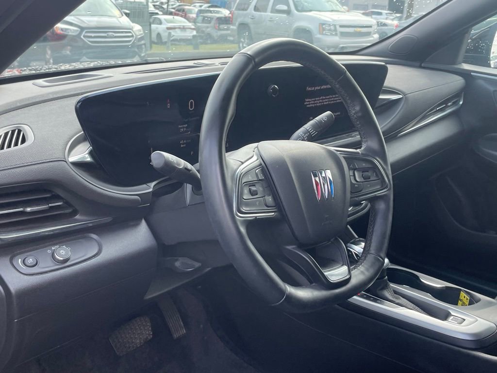 Used 2025 Buick Envista Preferred w/ Convenience I Package image 10