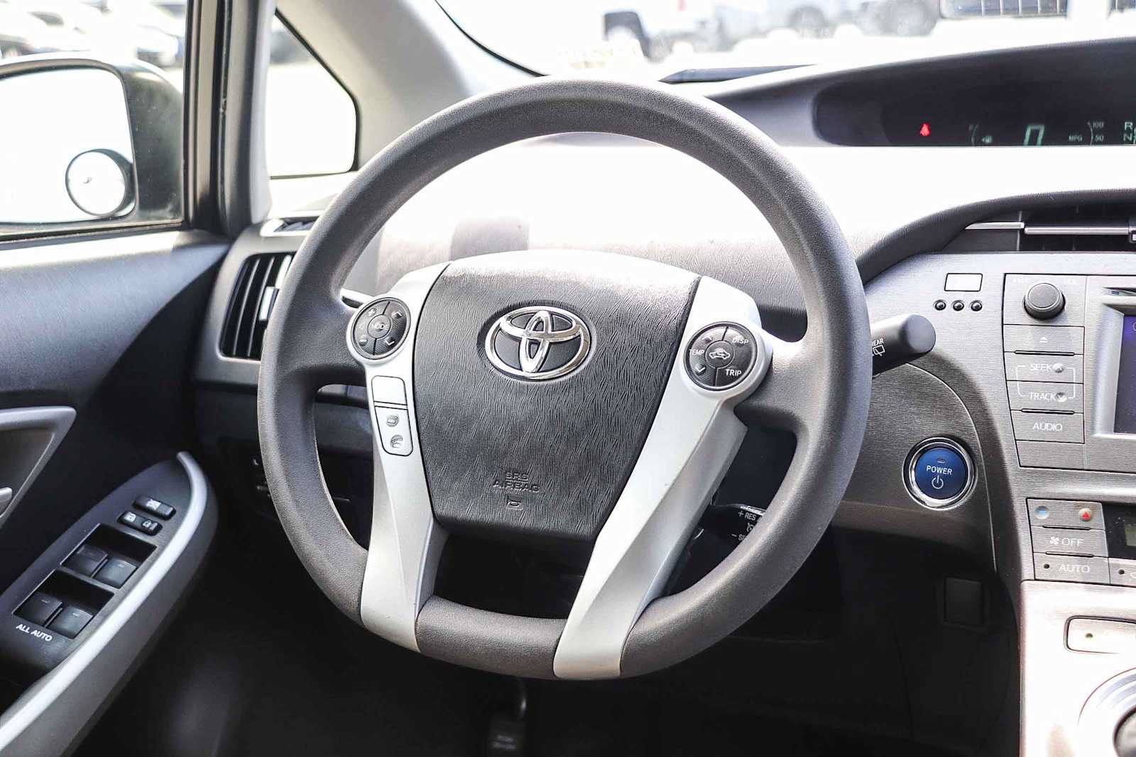 Used 2015 Toyota Prius Two FWD image 16