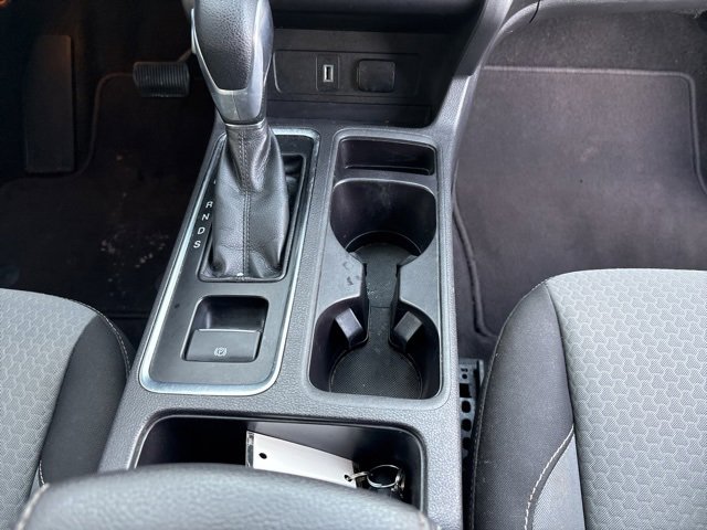 Used 2019 Ford Escape SE image 9