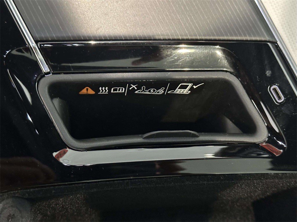 Certified 2024 Cadillac Lyriq Luxury image 26