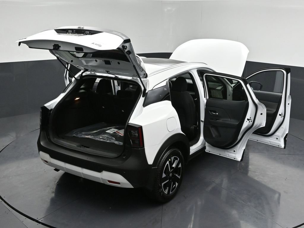 New 2026 Nissan Kicks SV w/ SV Premium Package AWD/4WD image 32