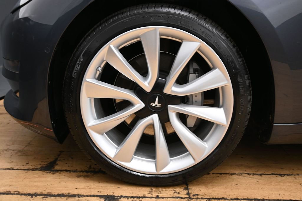 Used 2018 Tesla Model 3 Long Range image 12
