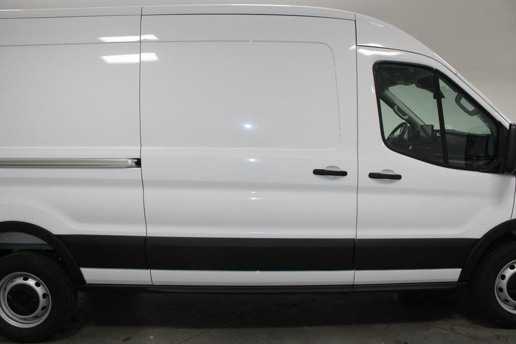 New 2026 Ford Transit 250 148 Medium Roof w/ Load Area Protection Package image 10