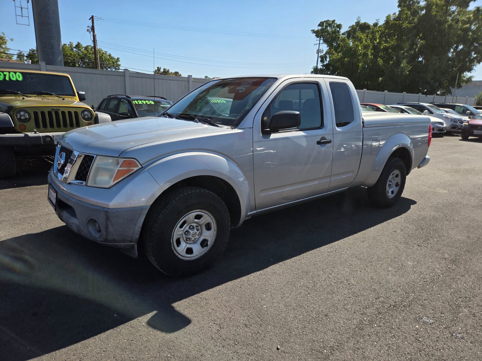 Used 2006 Nissan Frontier XE w/ (G01) XE Preferred Pkg RWD image 1