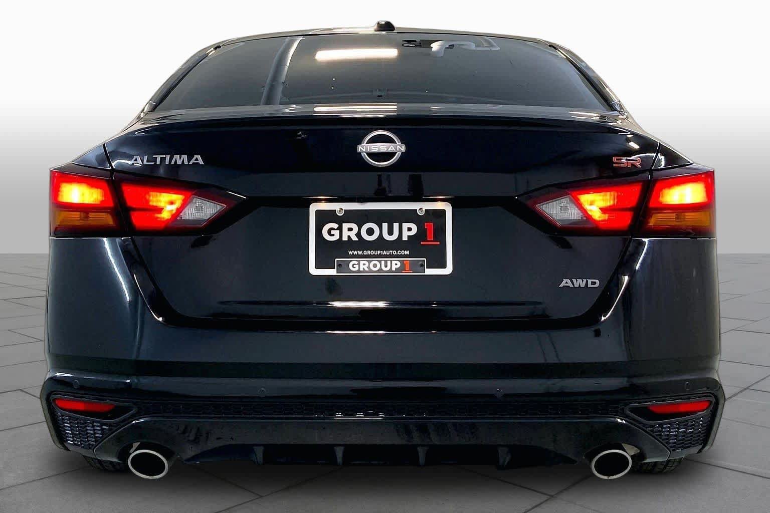 Used 2025 Nissan Altima 2.5 SR AWD/4WD image 4