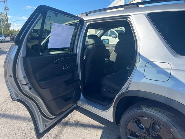 New 2026 Honda Pilot Black Edition image 19