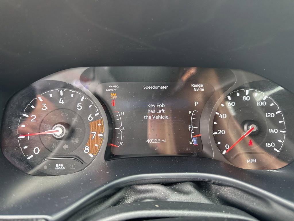 Used 2025 Jeep Compass Trailhawk AWD/4WD image 11