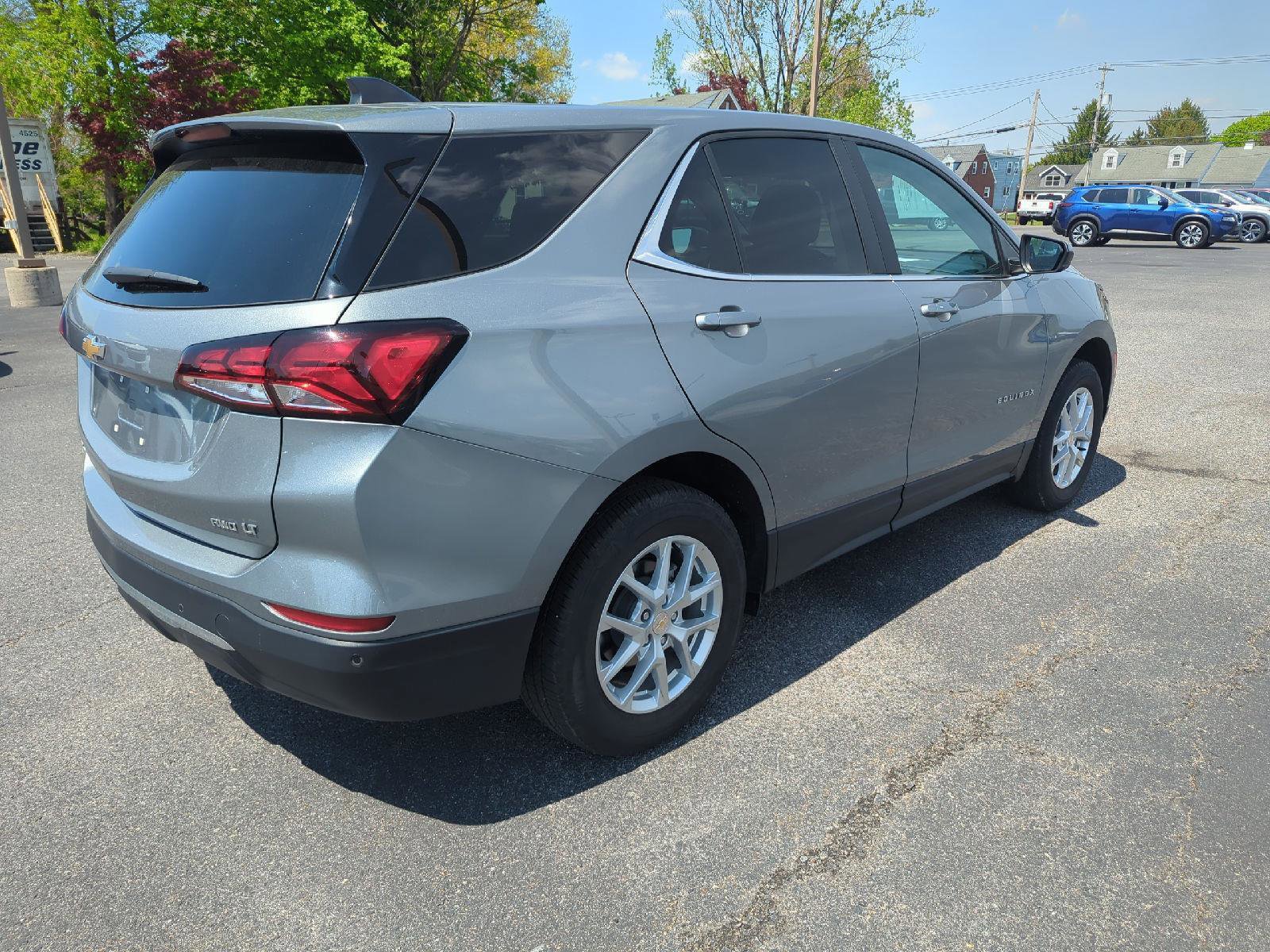 Used 2023 Chevrolet Equinox LT AWD/4WD image 5