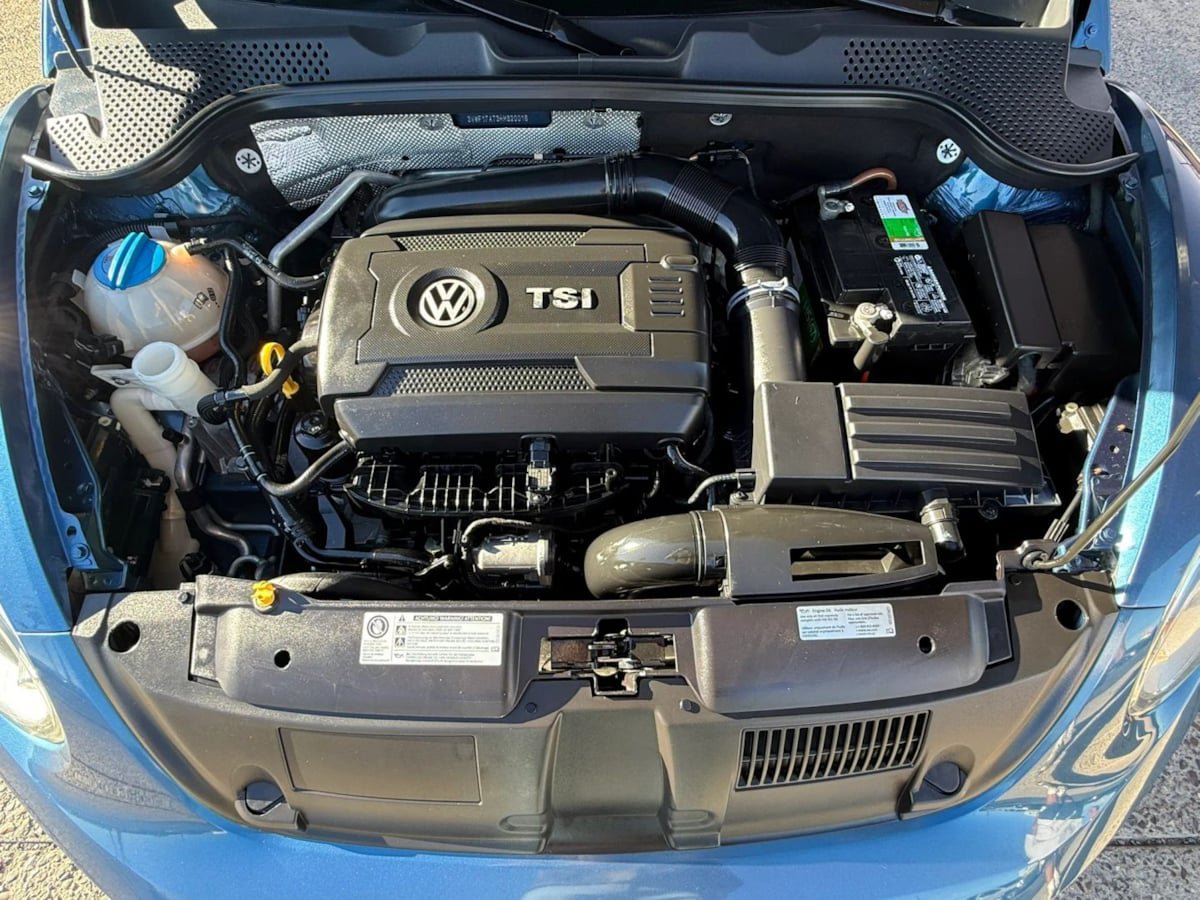 Used 2017 Volkswagen Beetle 1.8T S FWD image 22