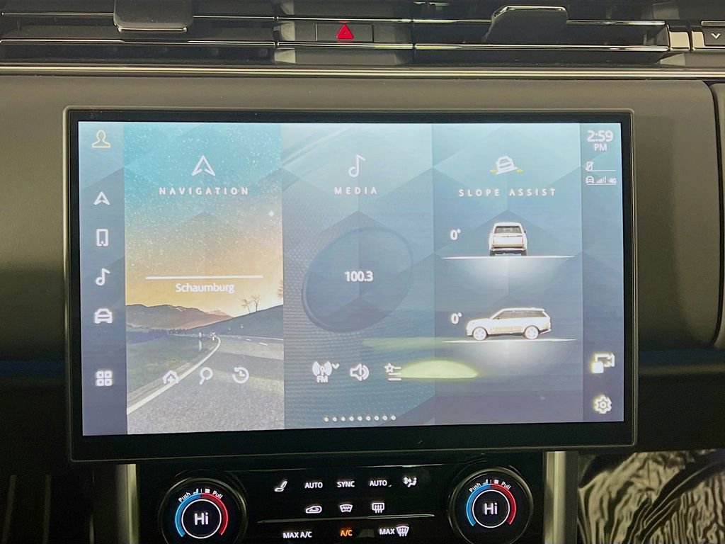 Used 2023 Land Rover Range Rover SV image 15