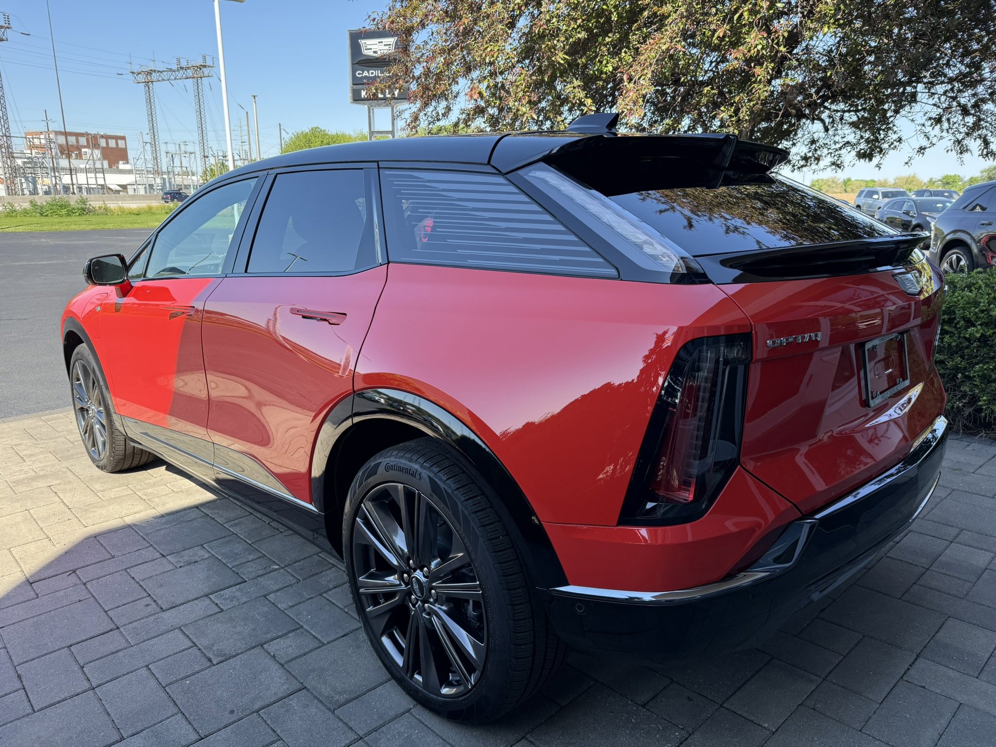 Used 2025 Cadillac Optiq Sport 2 AWD/4WD image 6