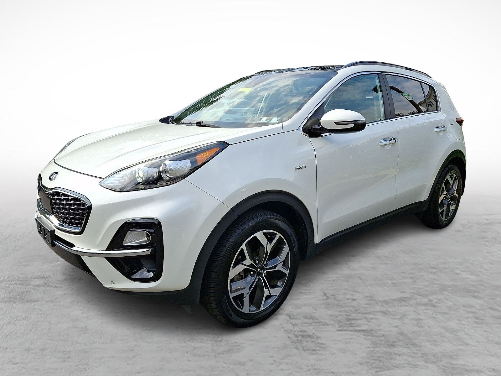 Used 2021 Kia Sportage EX w/ EX Technology Package AWD/4WD image 3