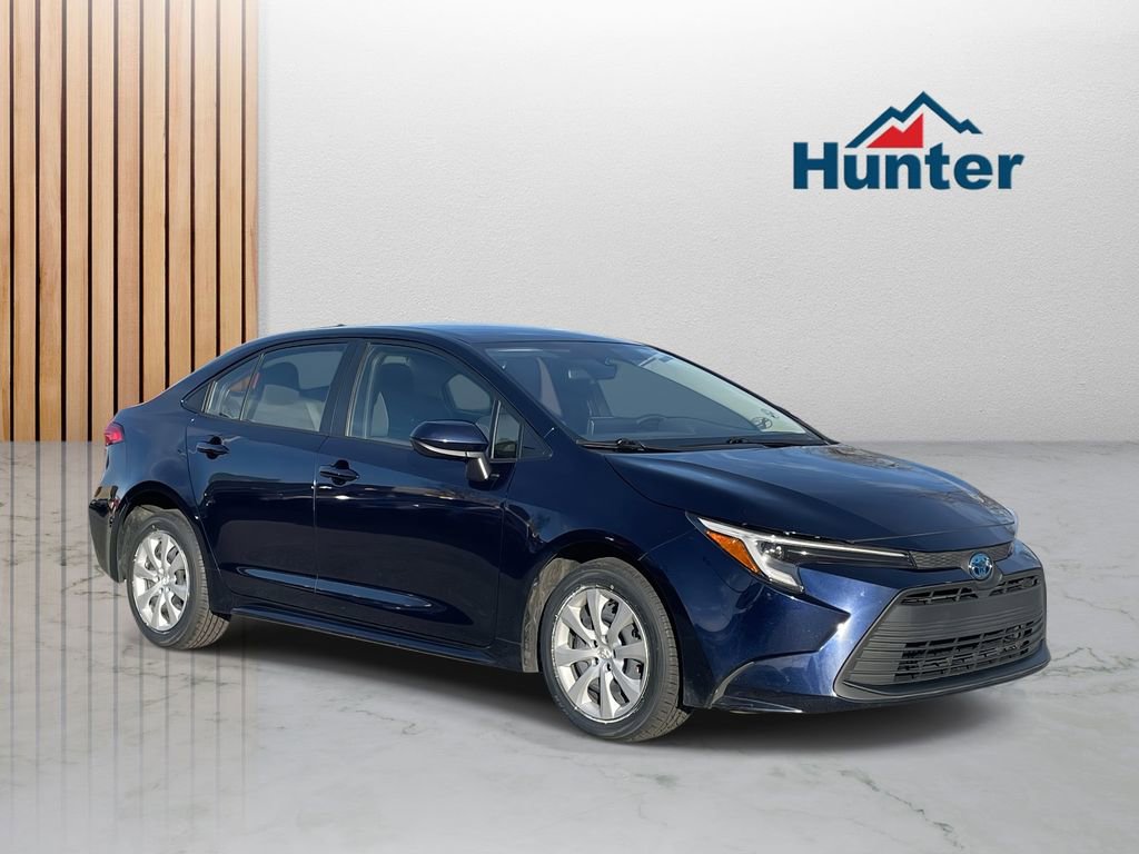 Used 2023 Toyota Corolla LE image 1