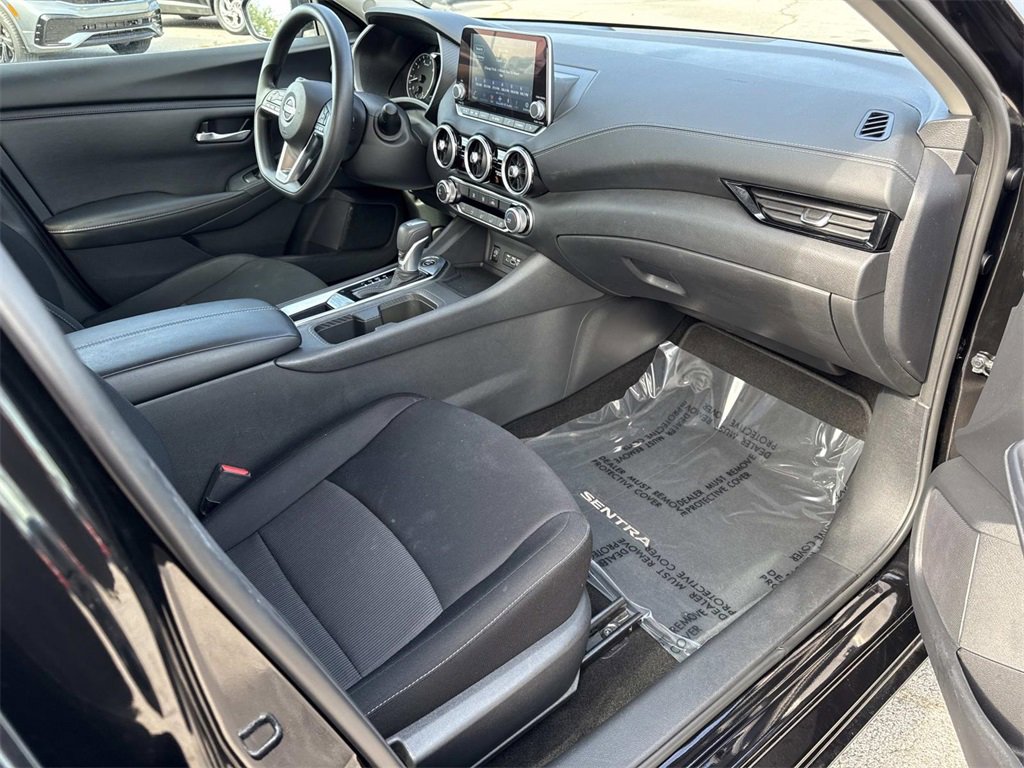 Used 2024 Nissan Sentra SV image 26