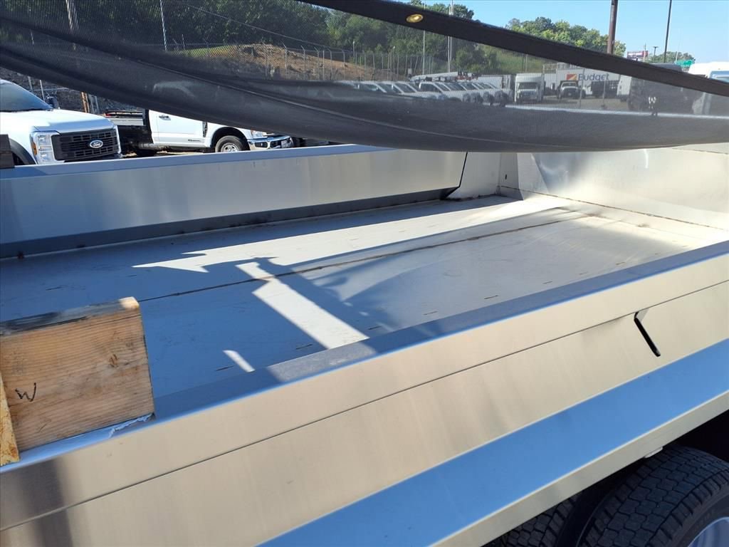 New 2025 Ford F550 4x4 Regular Cab Super Duty image 26