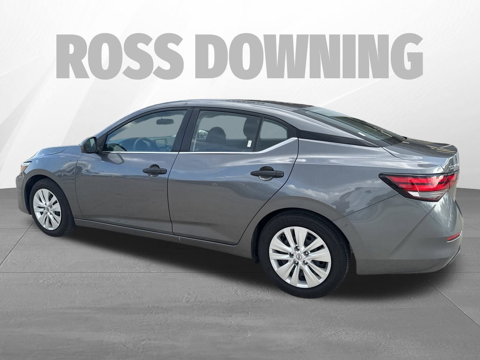 Used 2025 Nissan Sentra S image 4