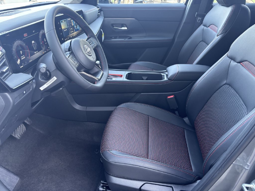 New 2027 Nissan Kicks SR AWD/4WD image 13