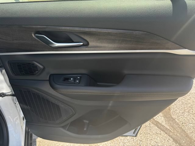 New 2026 Jeep Grand Cherokee Limited AWD/4WD image 15