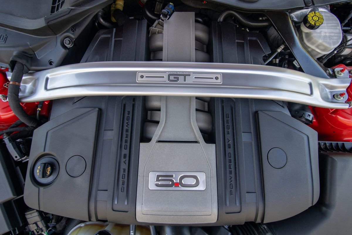 Used 2020 Ford Mustang GT Premium w/ GT Performance Package RWD image 44