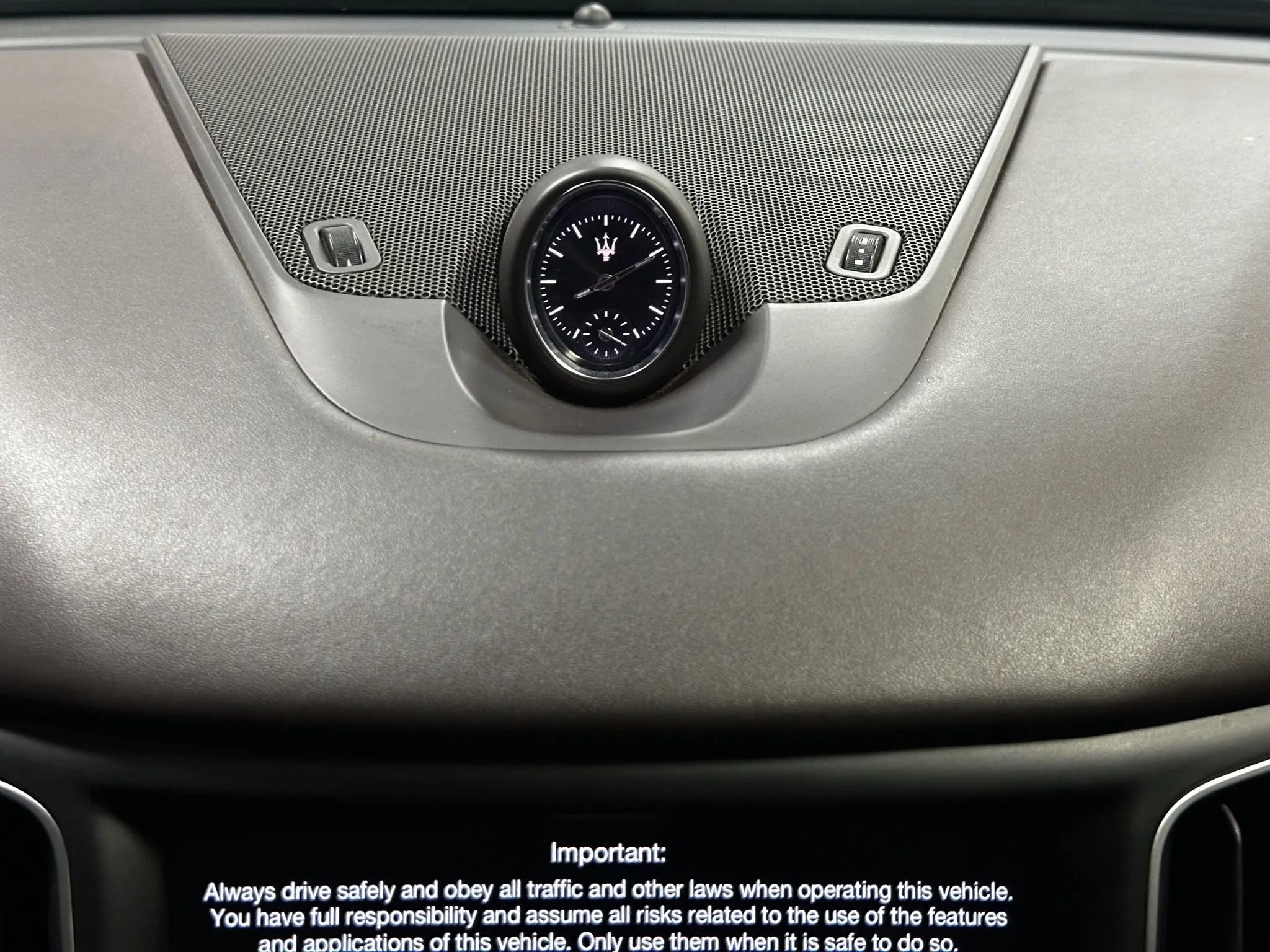 Used 2019 Maserati Levante GranLusso AWD/4WD image 36