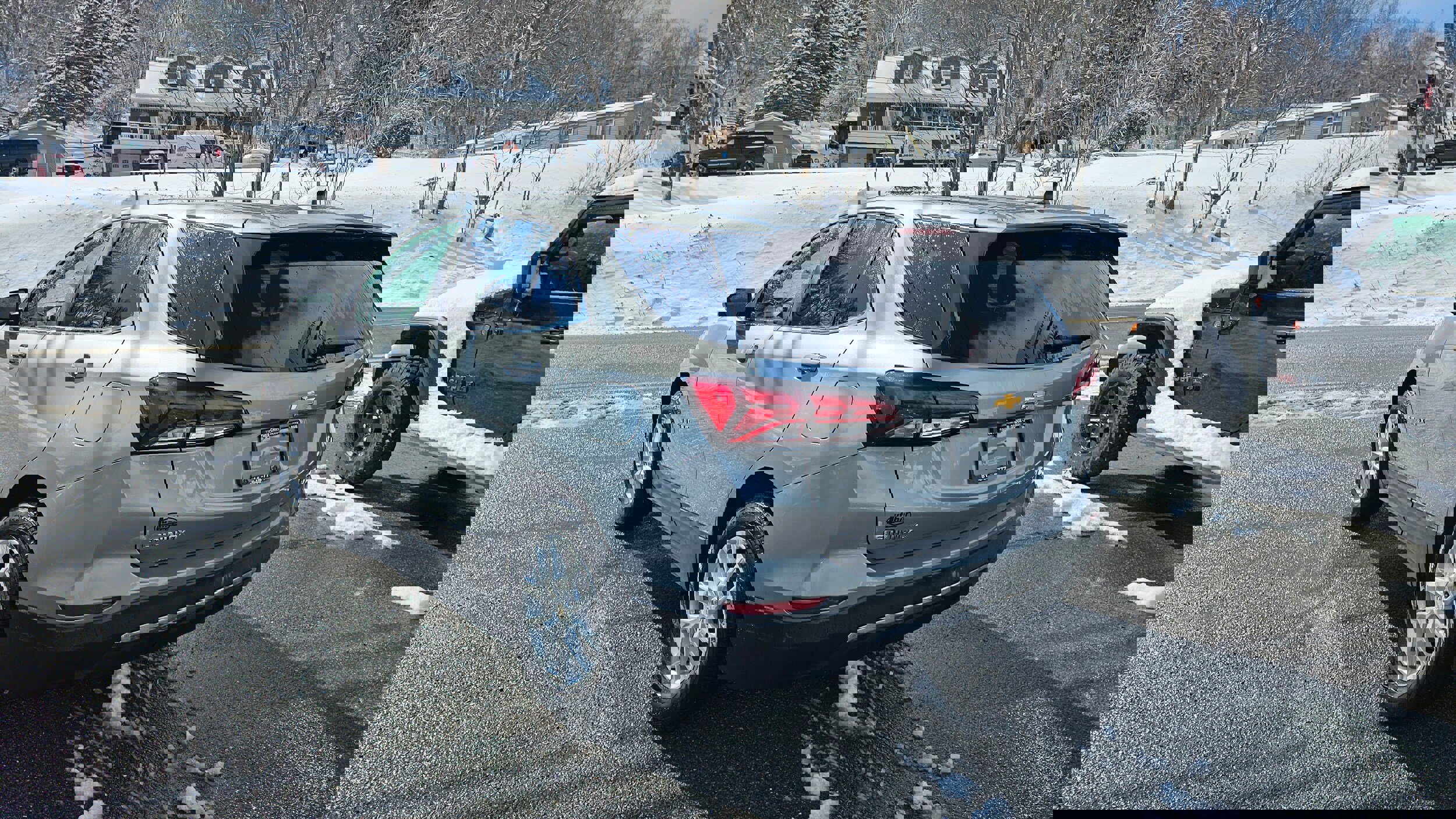 Used 2023 Chevrolet Equinox LT w/ Driver Convenience Package image 19