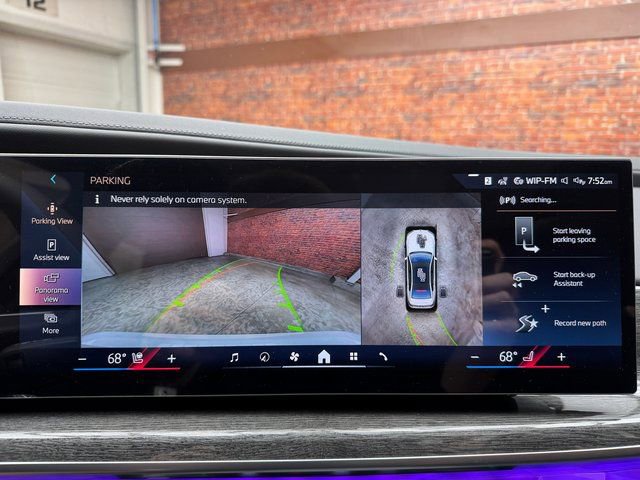 Used 2025 BMW i7 xDrive60 image 20