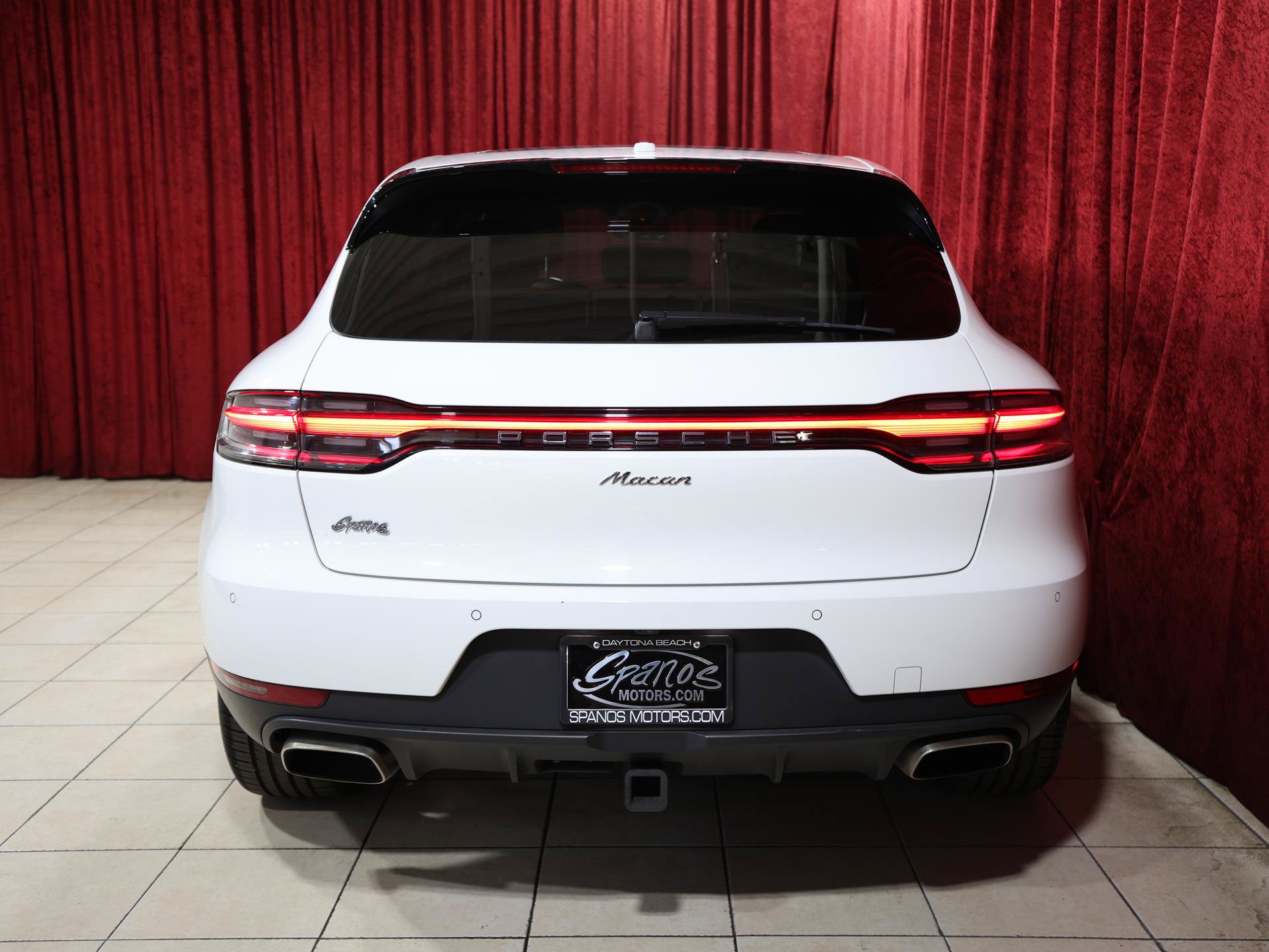 Used 2019 Porsche Macan AWD/4WD image 10