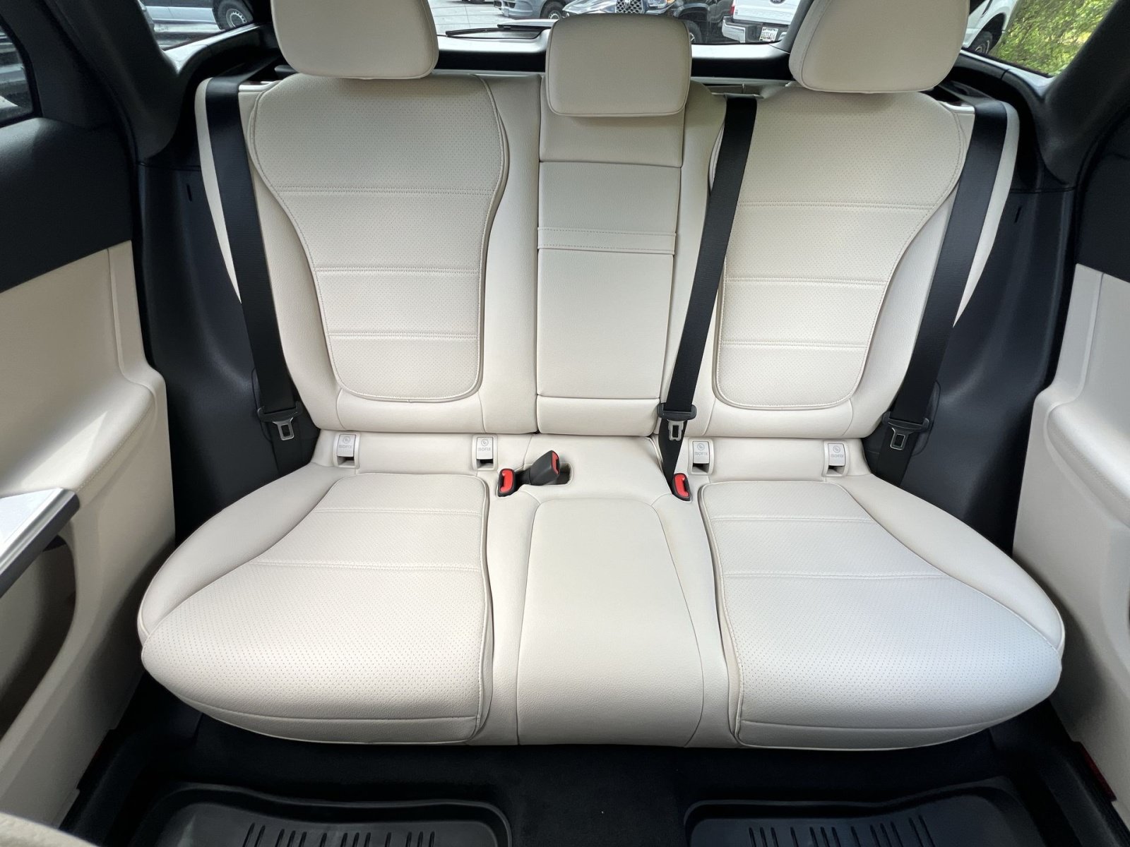 New 2026 Mercedes-Benz GLC 300 4MATIC image 15
