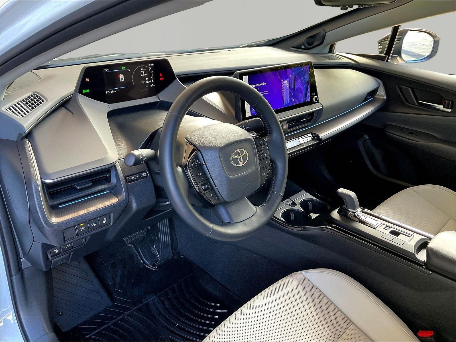 Used 2024 Toyota Prius Limited w/ Limited Premium Package AWD/4WD image 17
