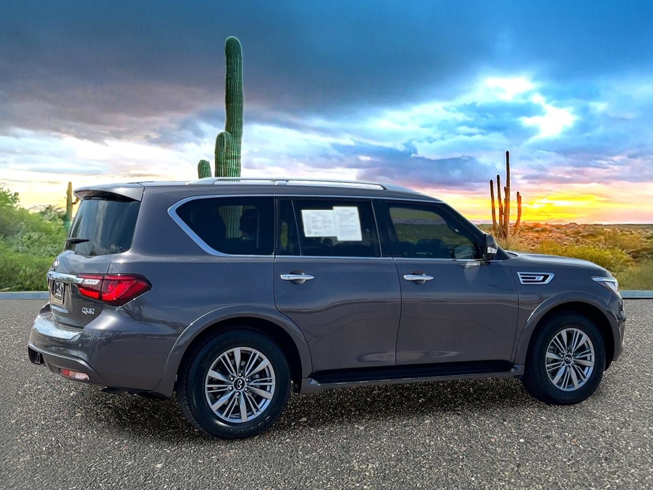 Certified 2023 INFINITI QX80 Luxe w/ All-Season Package RWD image 5