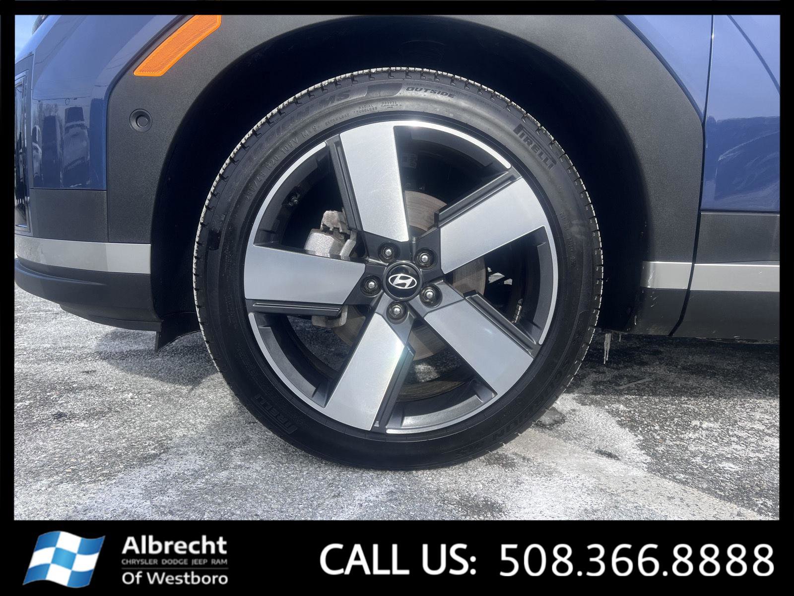 Used 2025 Hyundai Santa Fe Limited image 34