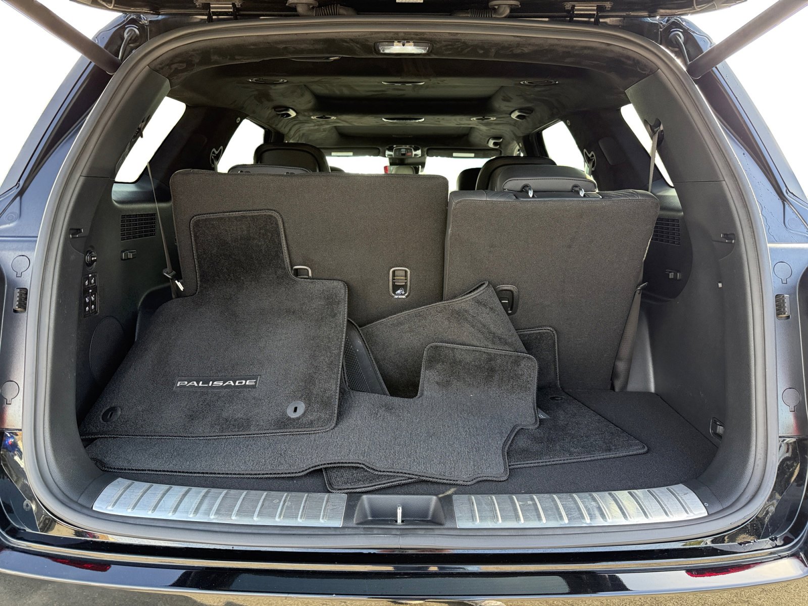 Certified 2024 Hyundai Palisade Calligraphy image 17