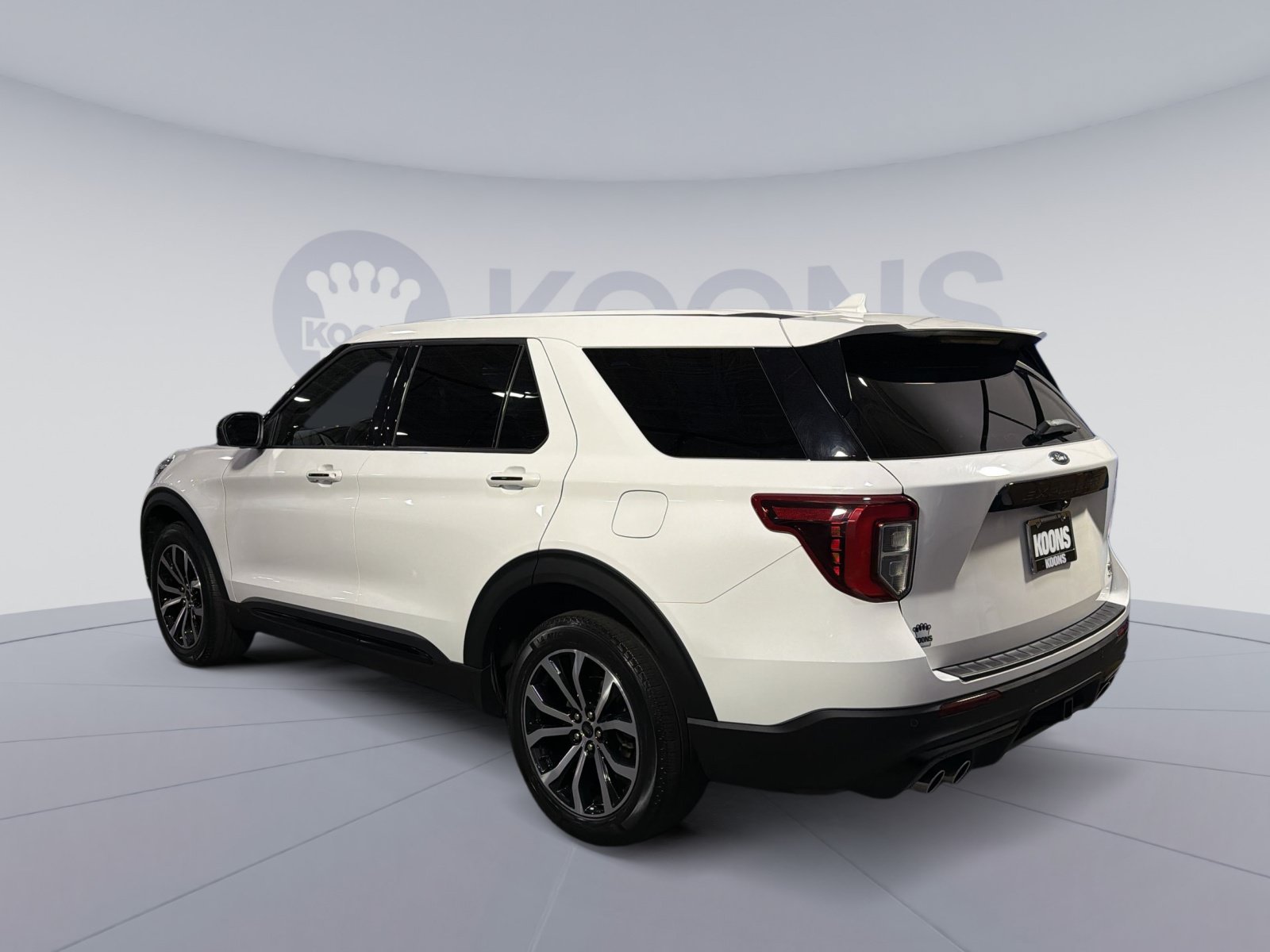 Used 2022 Ford Explorer ST AWD/4WD image 4