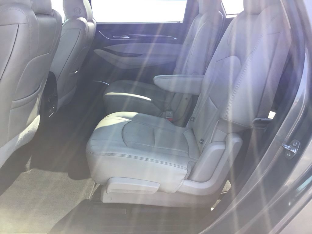 Used 2019 Buick Enclave Essence image 10