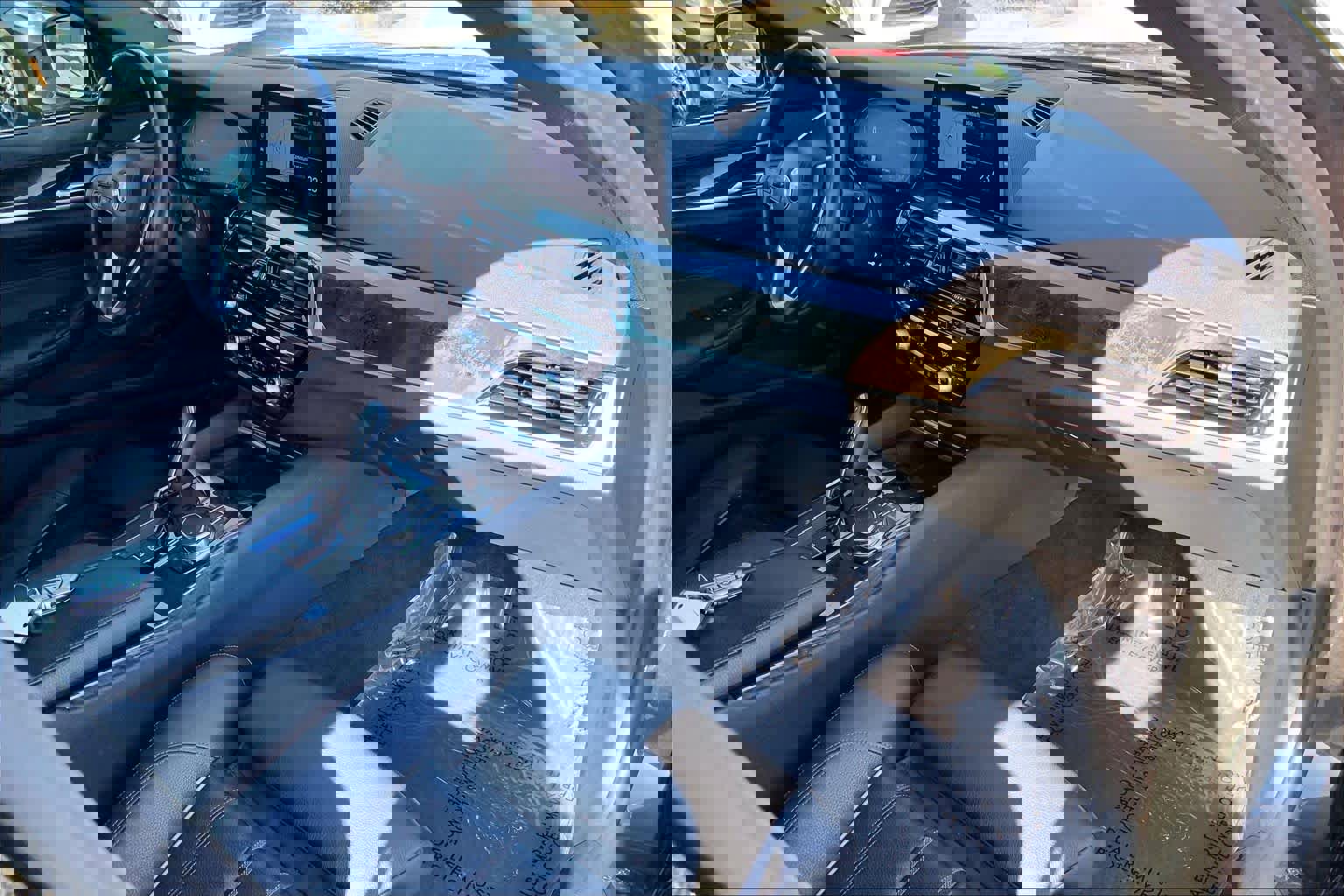 Used 2020 BMW 540i w/ Premium Package image 18