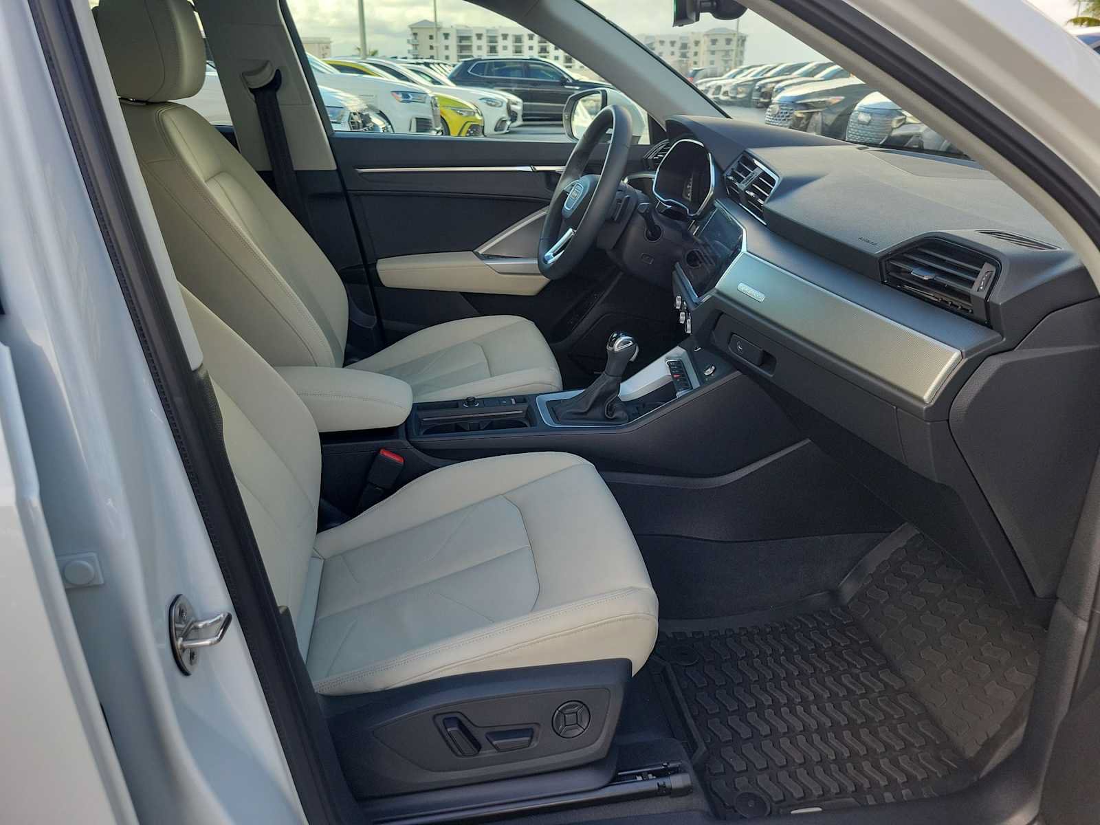 Certified 2023 Audi Q3 2.0T Premium Plus AWD/4WD image 22