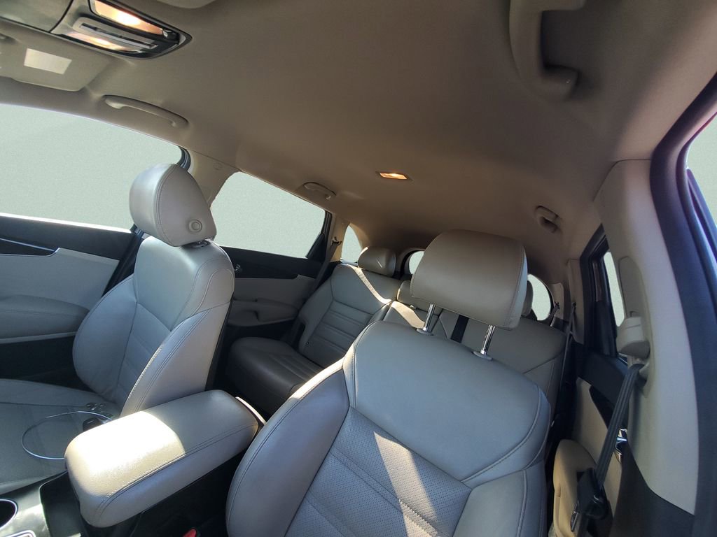Used 2019 Kia Sorento EX image 20