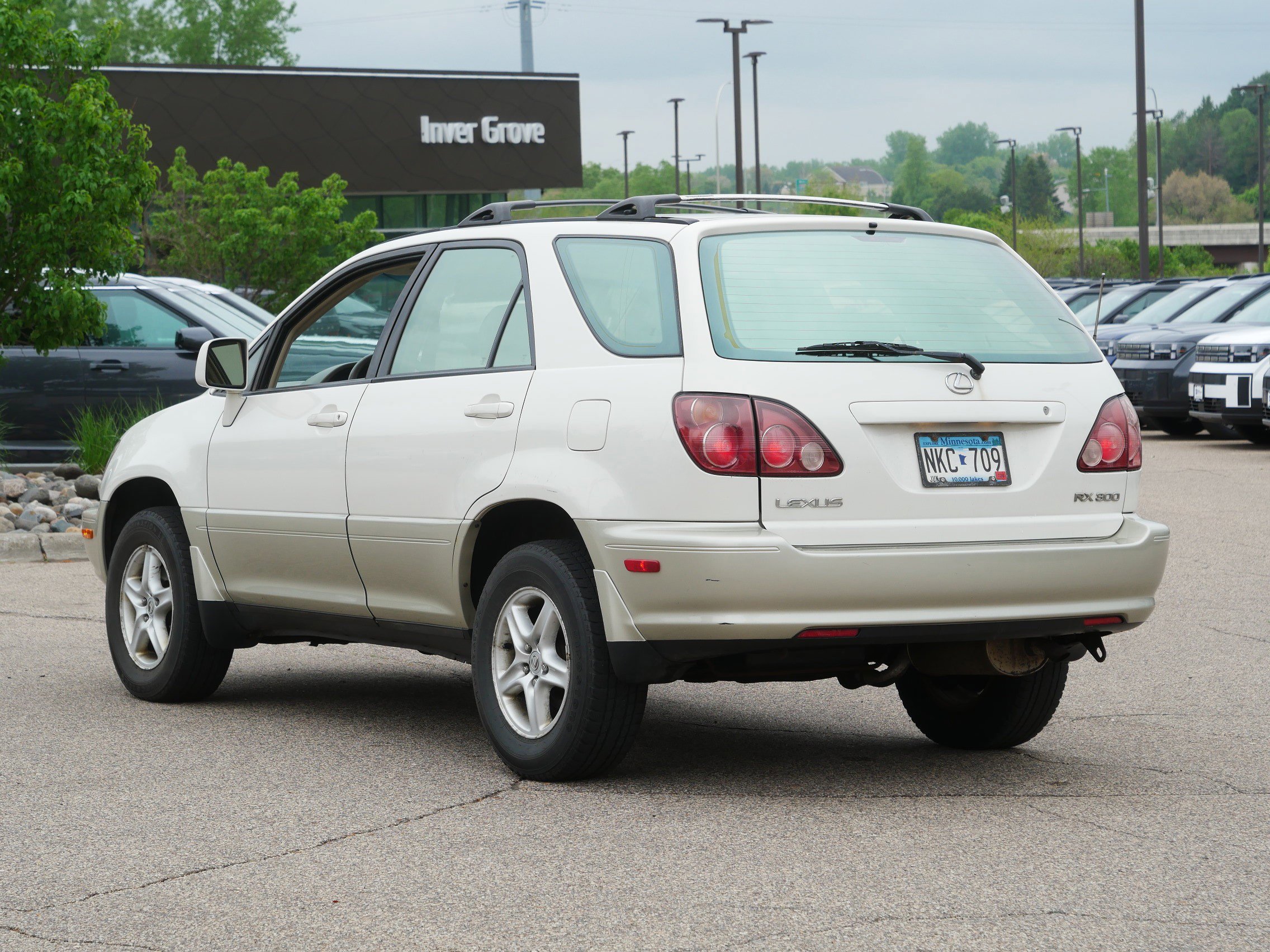 Used 2000 Lexus RX 300 4WD image 8
