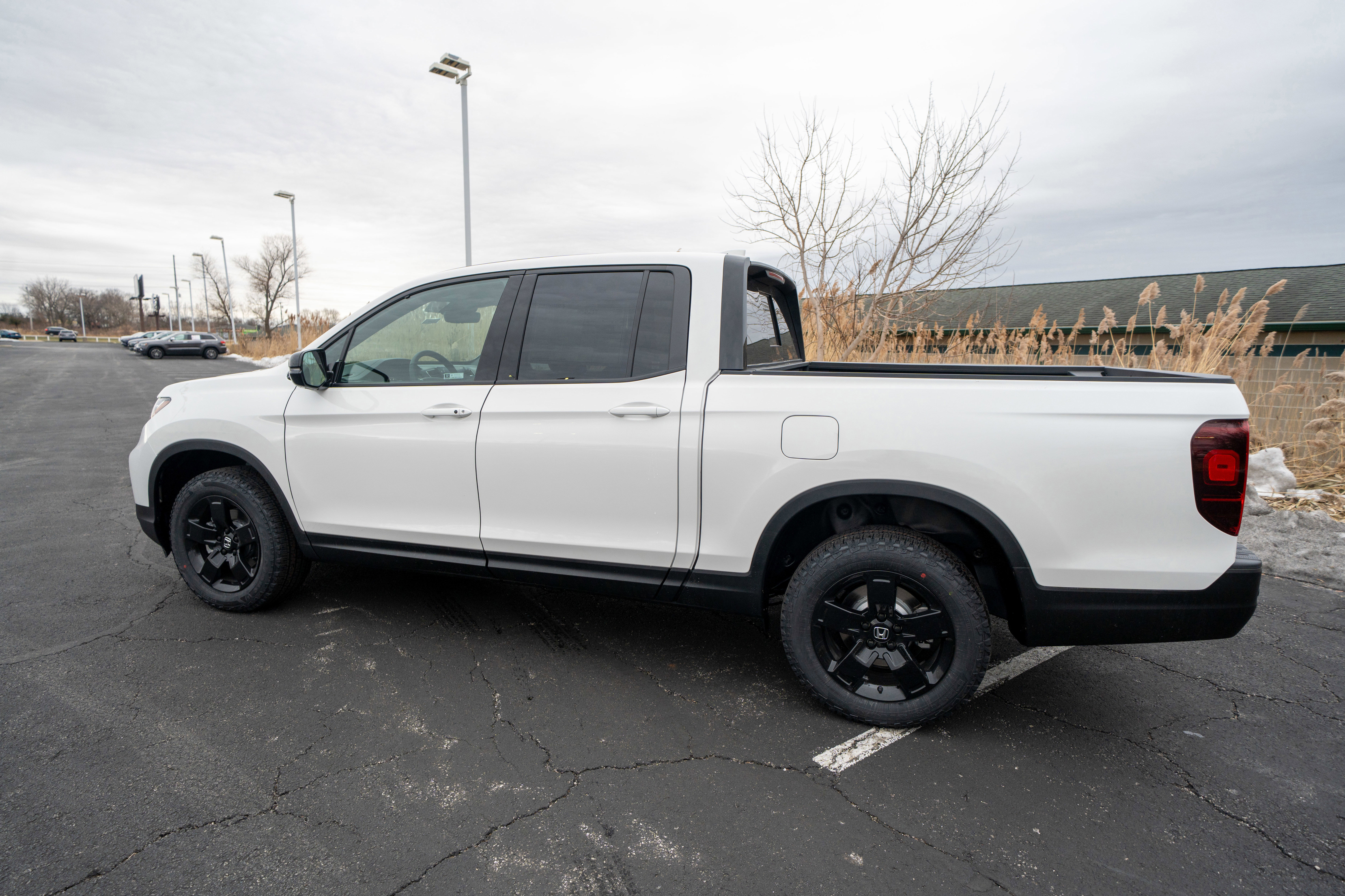 New 2026 Honda Ridgeline Black Edition image 4
