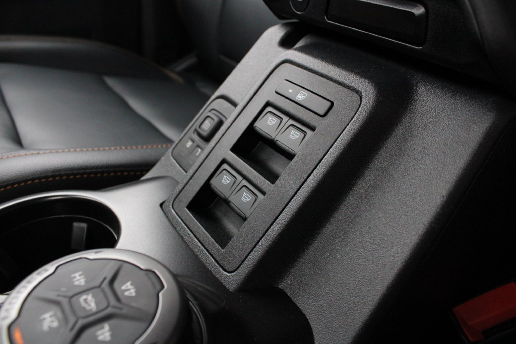 Used 2023 Ford Bronco Badlands AWD/4WD image 17