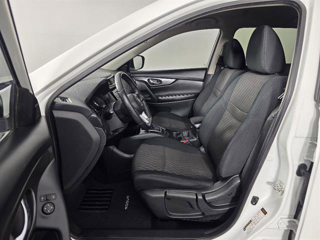 Used 2019 Nissan Rogue S w/ Special Edition Package AWD/4WD image 25