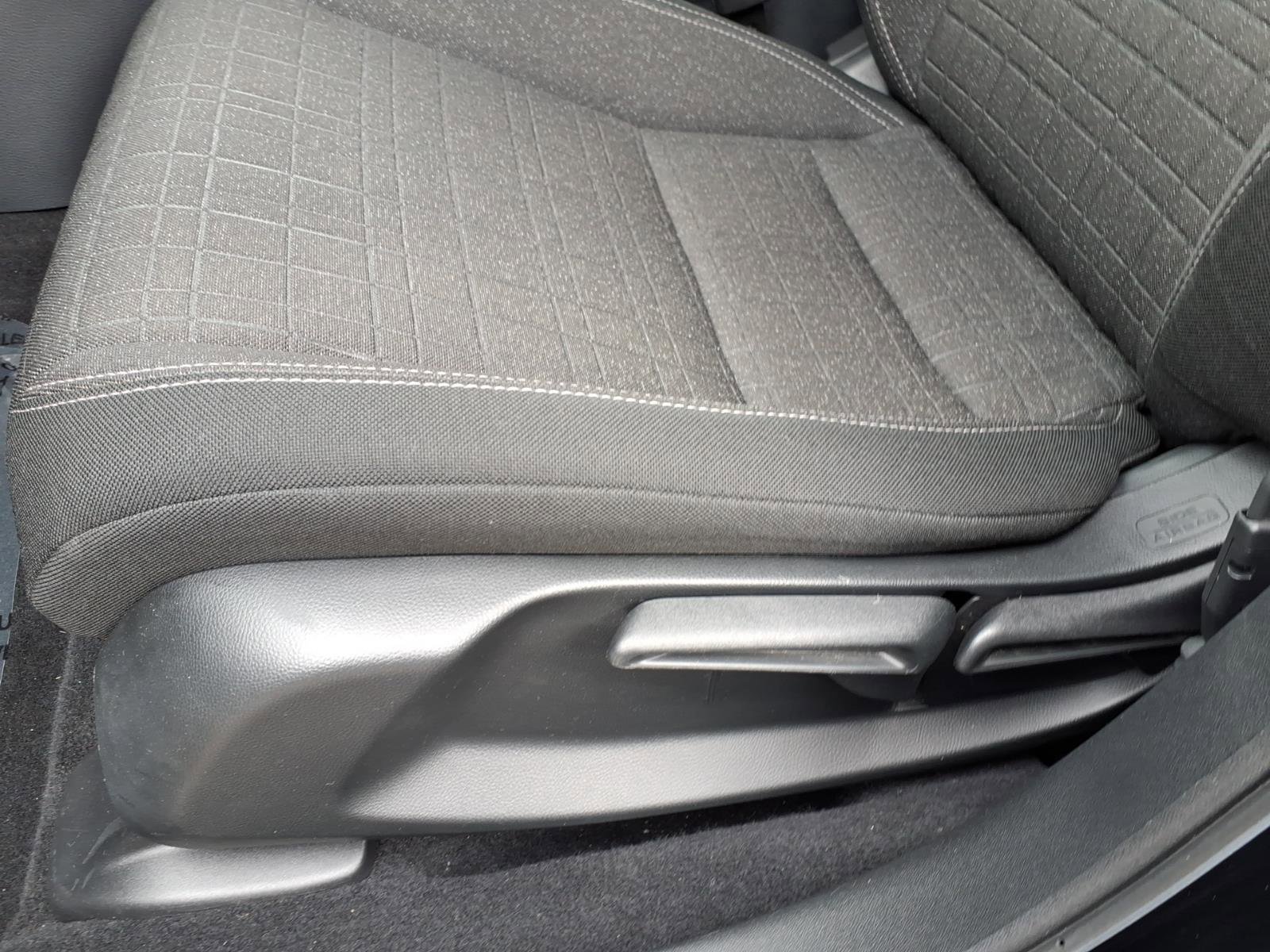 Used 2024 Honda HR-V LX image 14