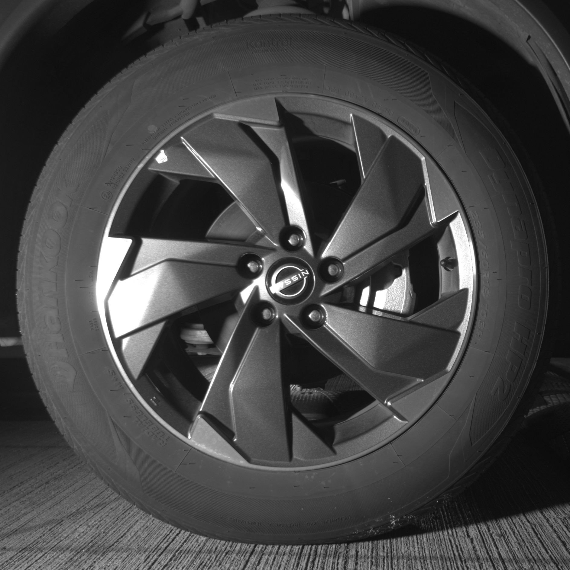 Used 2025 Nissan Rogue SV image 13