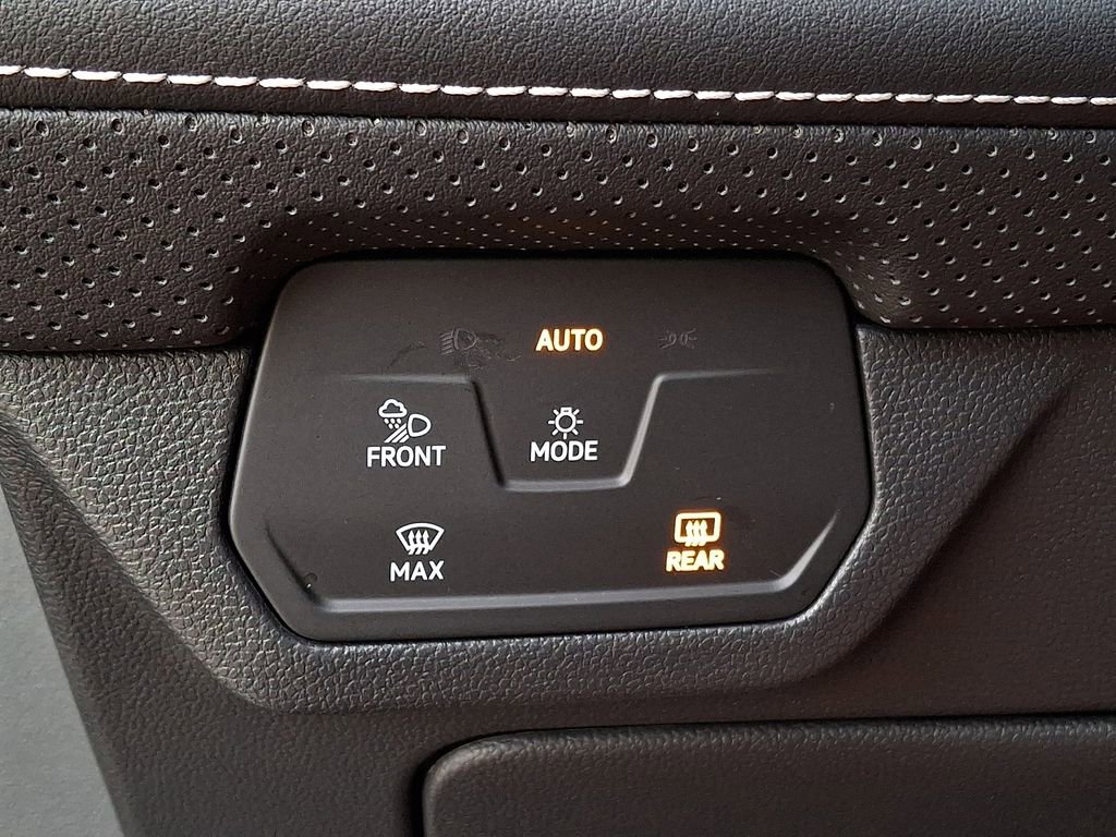 Used 2025 Volkswagen Atlas SEL Premium R-Line AWD/4WD image 22
