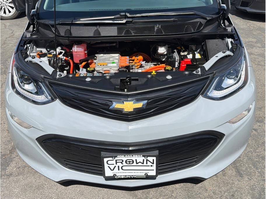 Used 2020 Chevrolet Bolt LT FWD image 27