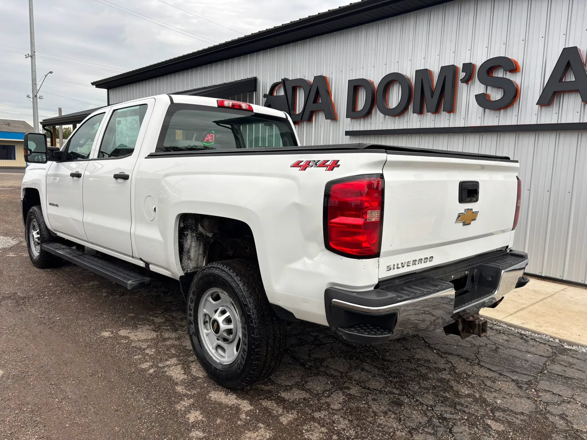 Used 2018 Chevrolet Silverado 2500 W/T w/ WT Fleet Convenience Package AWD/4WD image 3